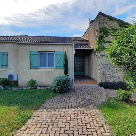 De 140 M Carré Climatisée à 10 Min De La Villa